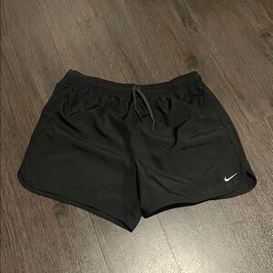Nike Women's Black Workout/Training Shorts - Small